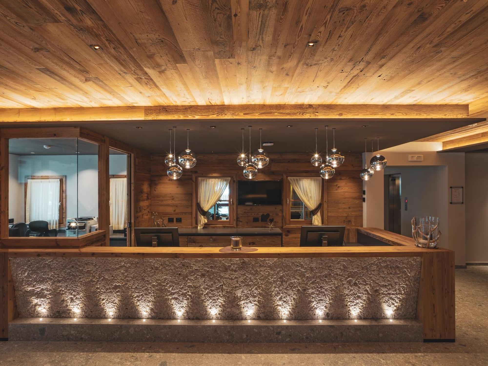 Hotel Crozzon Madonna di Campiglio Luaran gambar